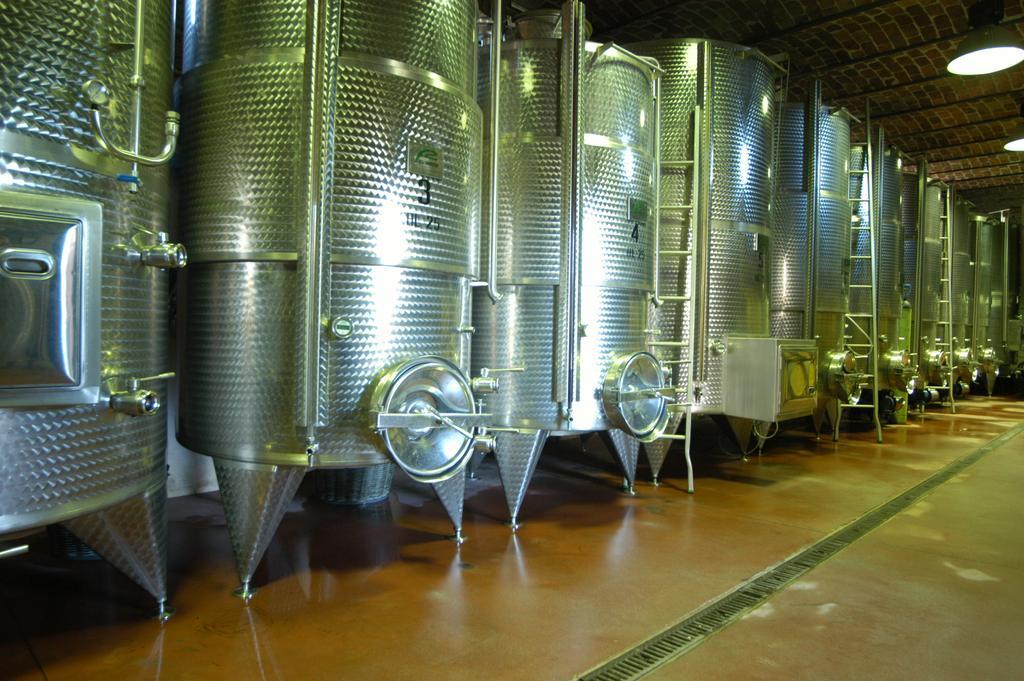 La Giribaldina Winery & Farmhouse Calamandrana Bagian luar foto